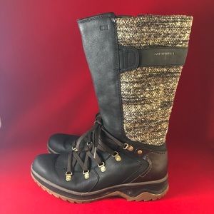 Merrell Eventyr Peak Waterproof Boots Women’s 9.5